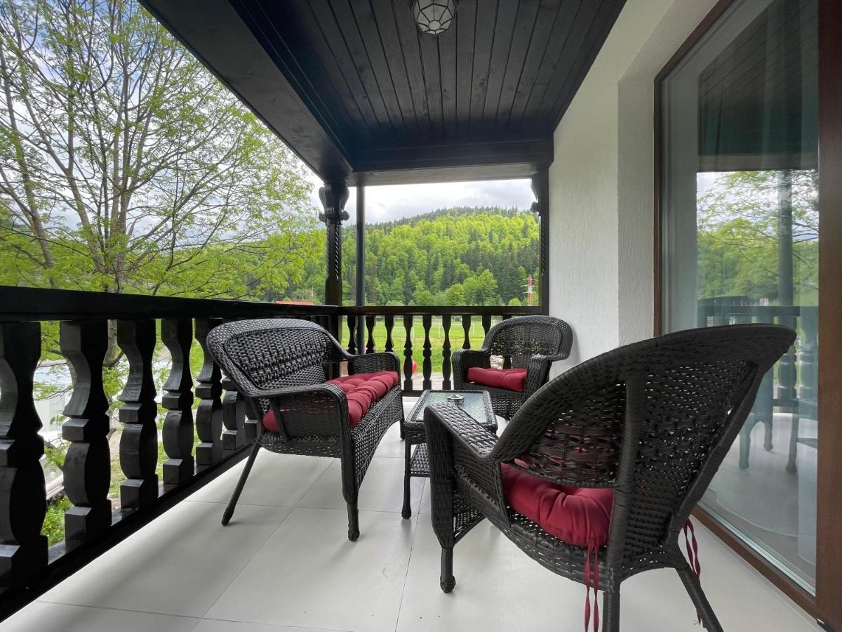 Castle Residence Apt. Eminescu Buşteni Екстериор снимка